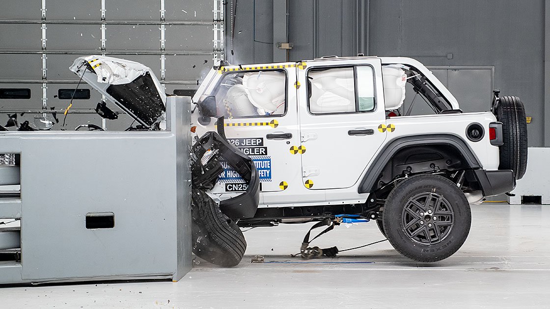 Jeep Wrangler modifications solve crash-test tipping issue