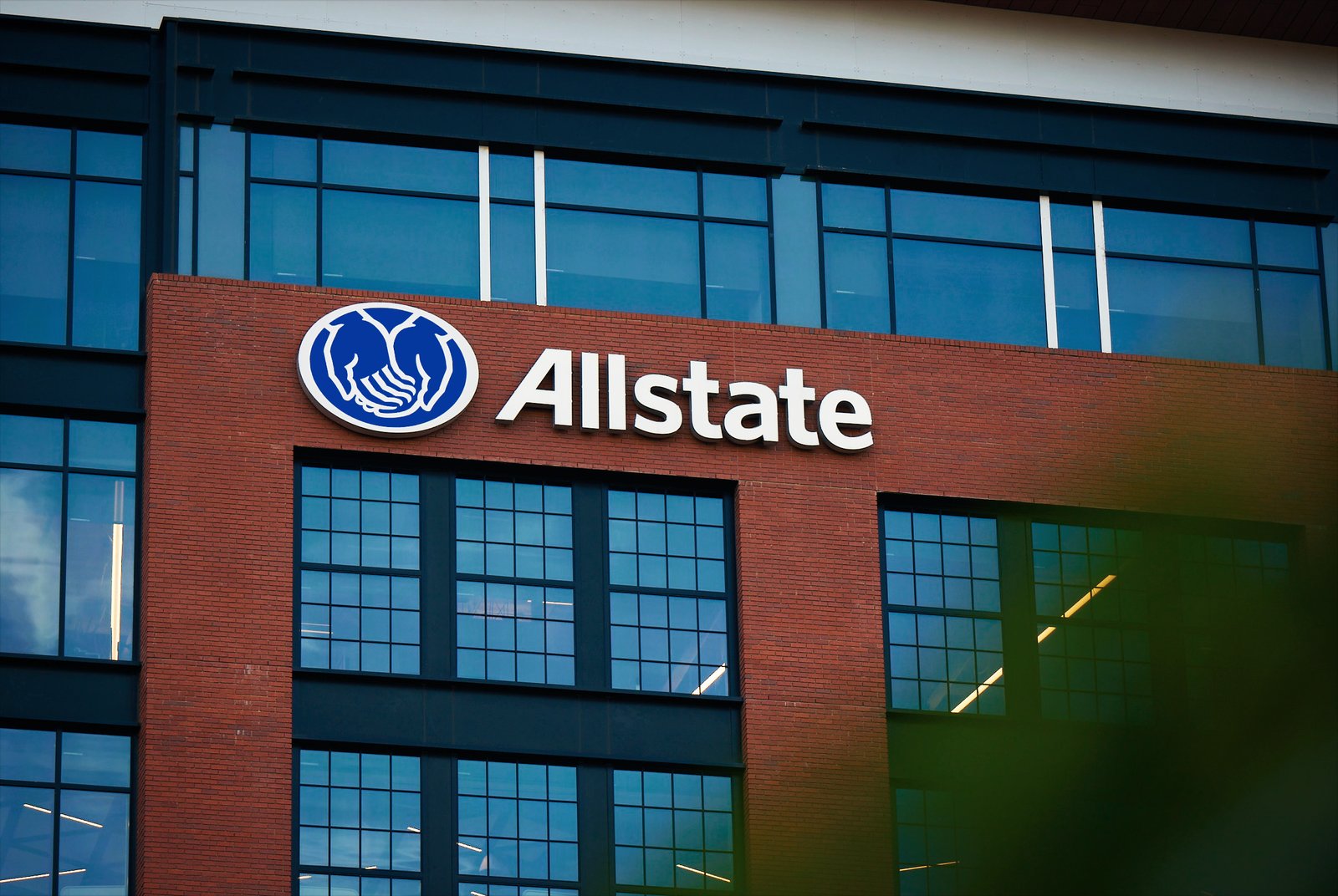 Allstate announces quarterly dividends payable in July 2026