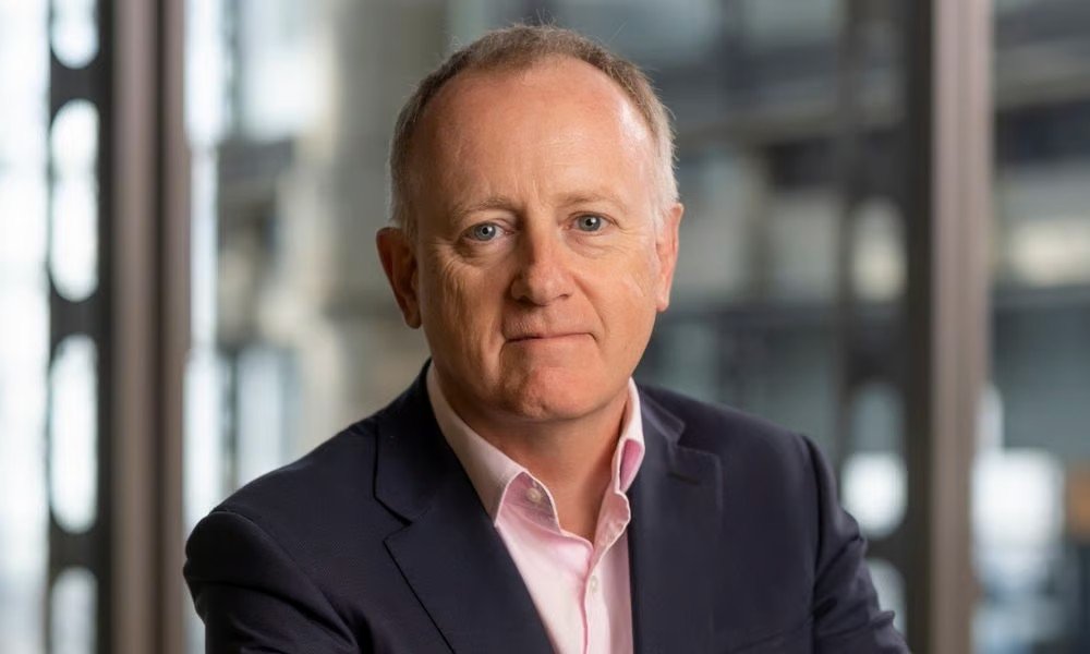 Lloyd’s finds former CEO John Neal breached compliance rules